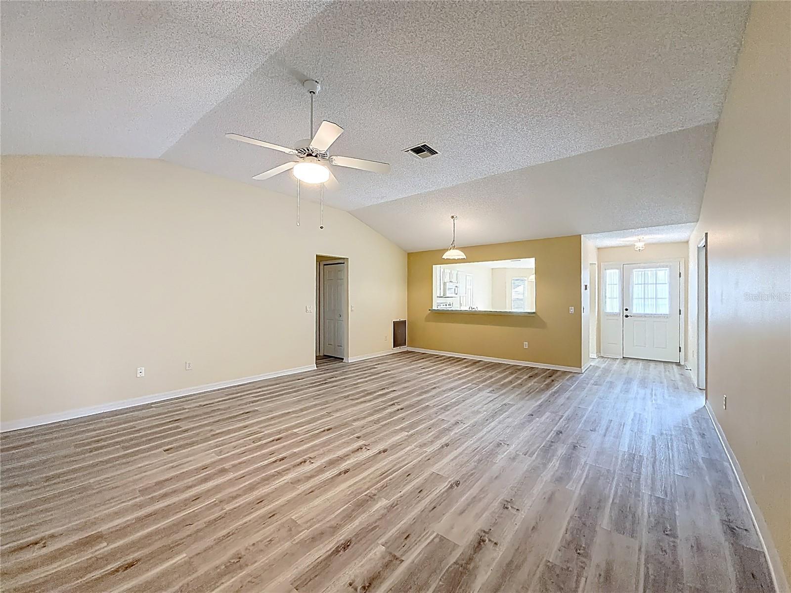 Image 11 of 25 For 2129 Zaragoza Place