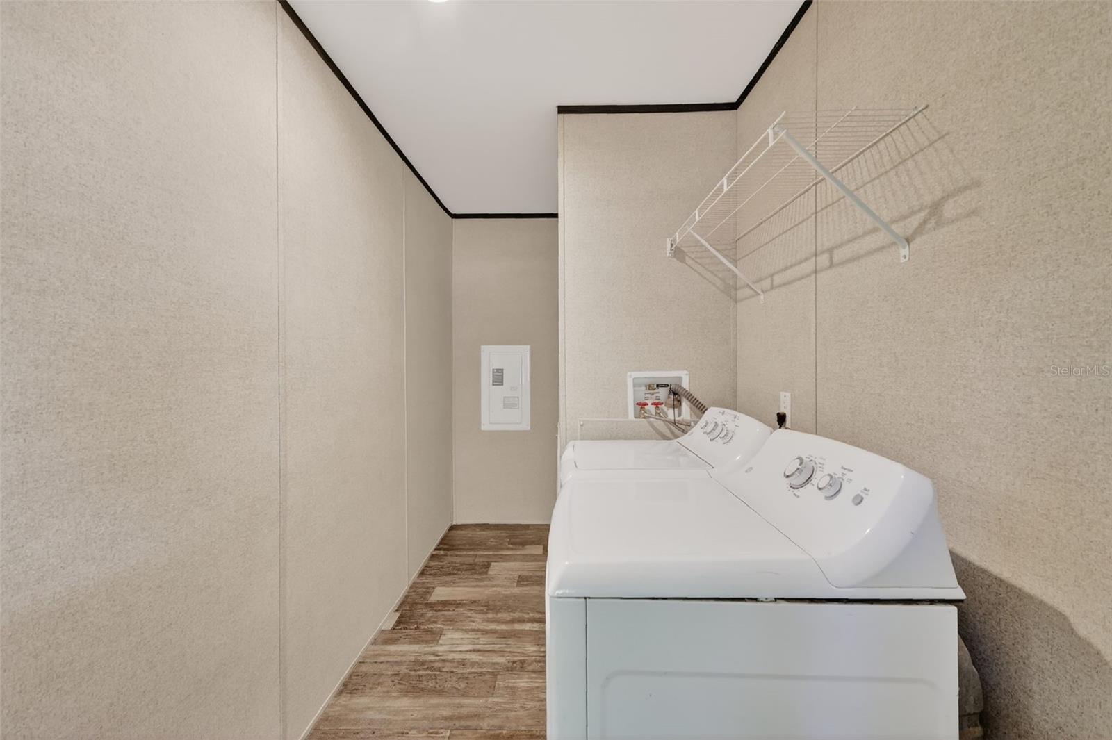 Image 14 of 24 For 4152 C 575  