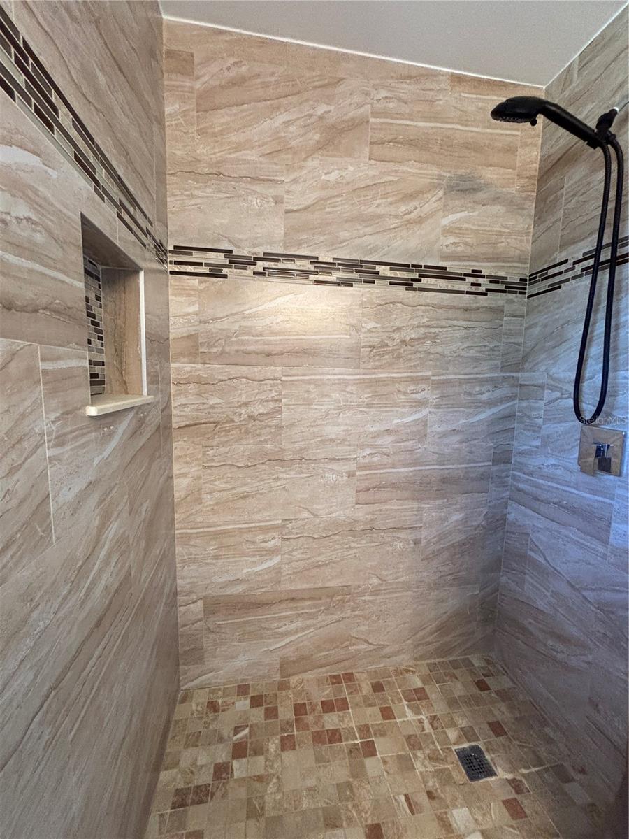 Image 12 of 19 For 8597 126th Place