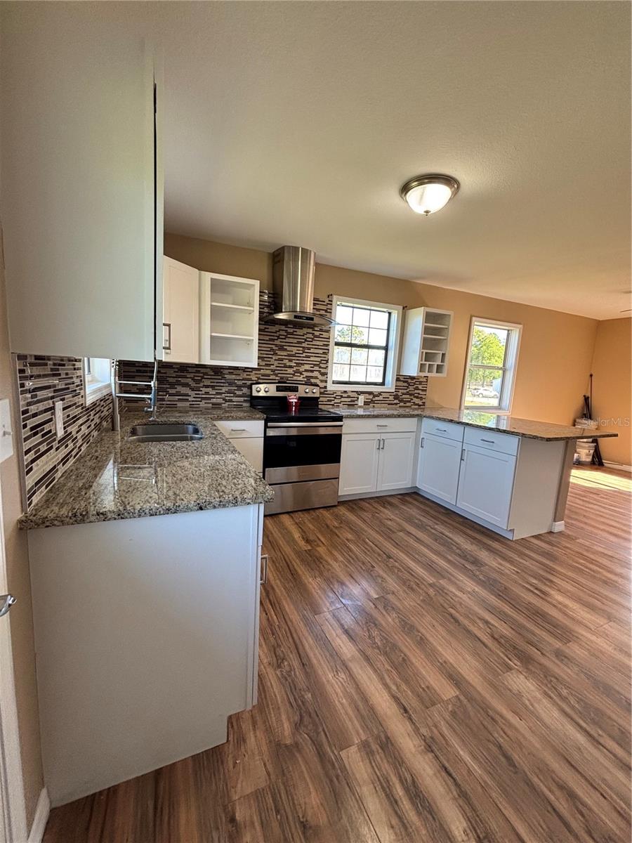 Image 5 of 19 For 8597 126th Place