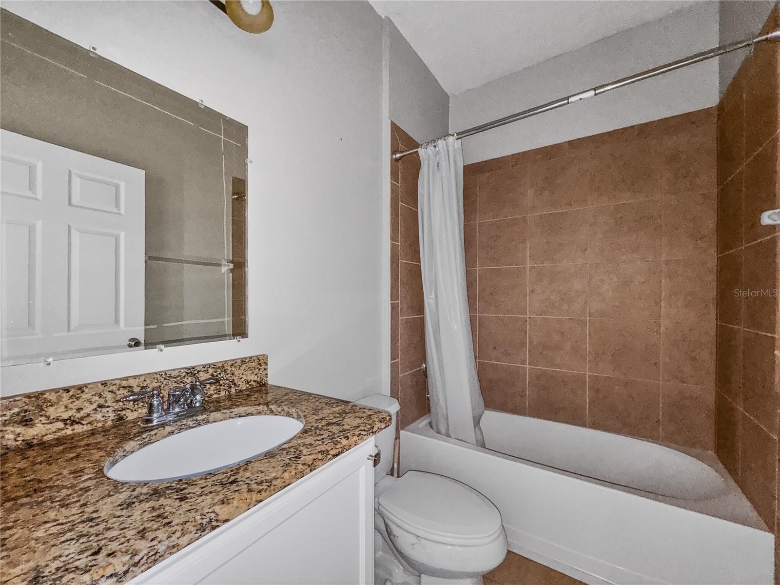 Image 14 of 37 For 2117 Lilipetal Court