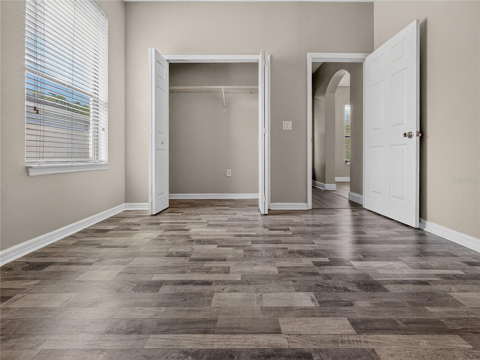 Image 16 of 37 For 2117 Lilipetal Court