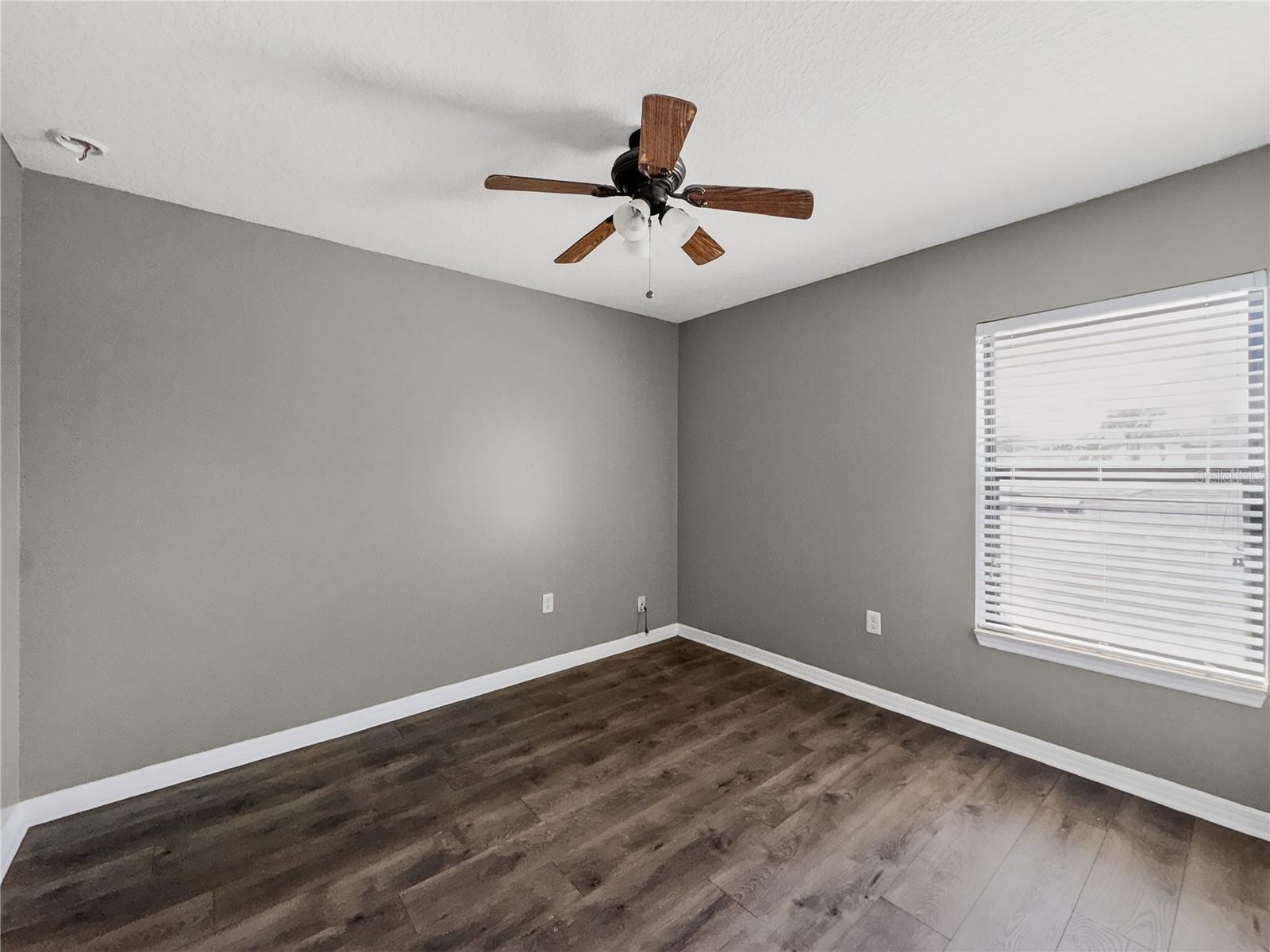 Image 20 of 37 For 2117 Lilipetal Court