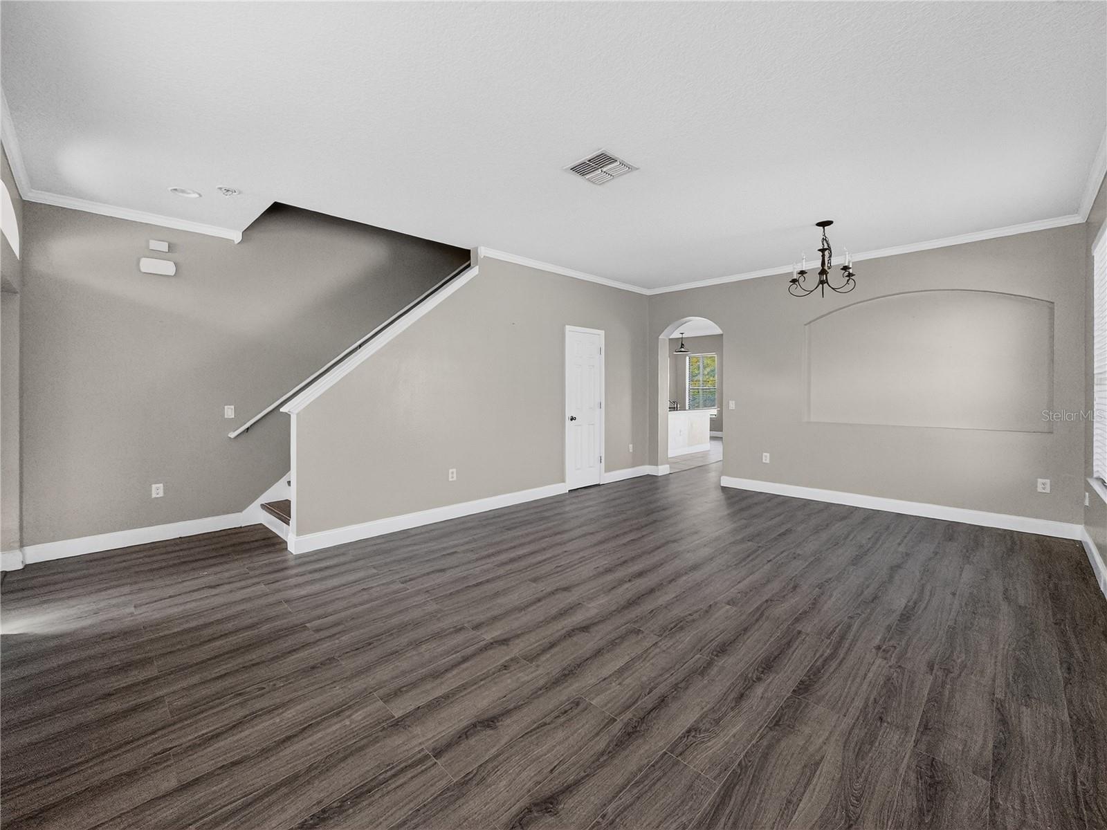 Image 5 of 37 For 2117 Lilipetal Court