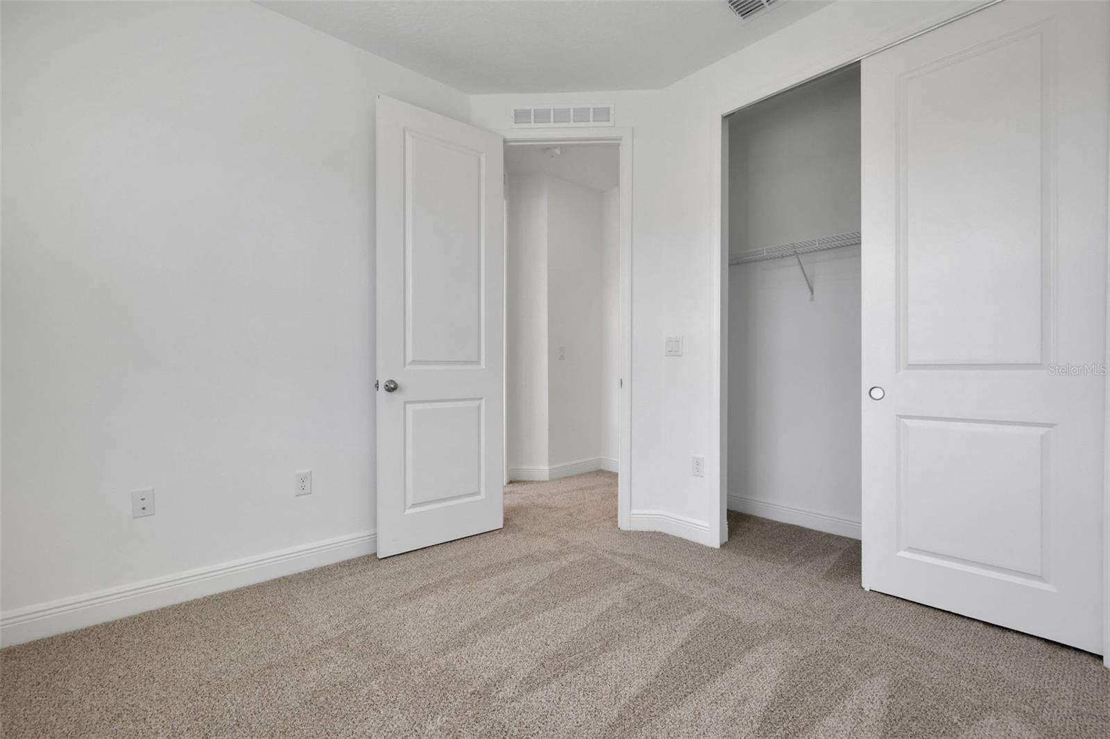 Image 8 of 30 For 2900 Voyager Avenue