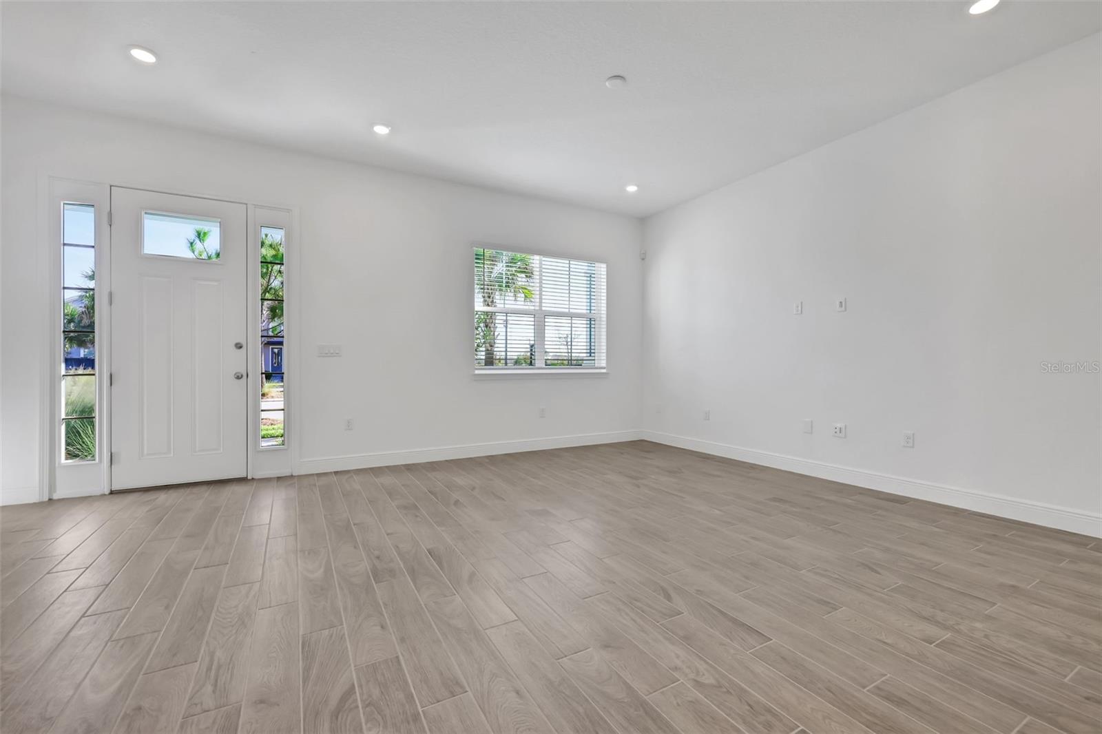 Image 32 of 36 For 2904 Voyager Avenue