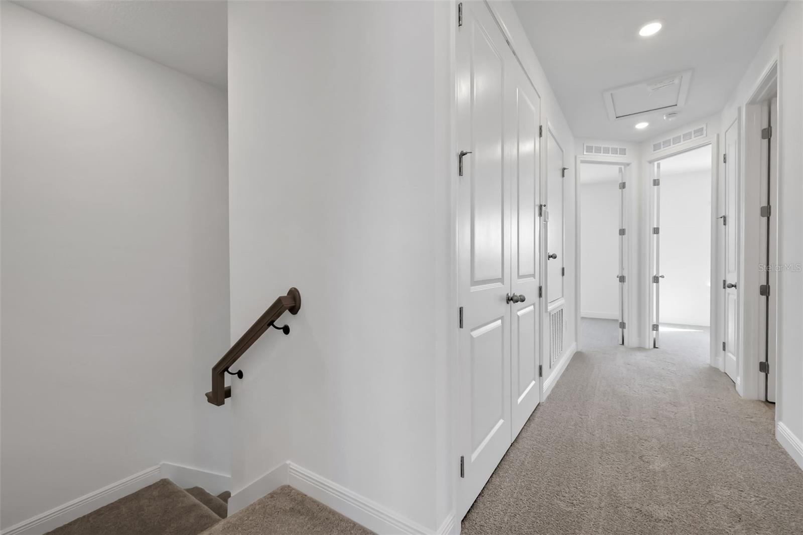 Image 9 of 36 For 2904 Voyager Avenue