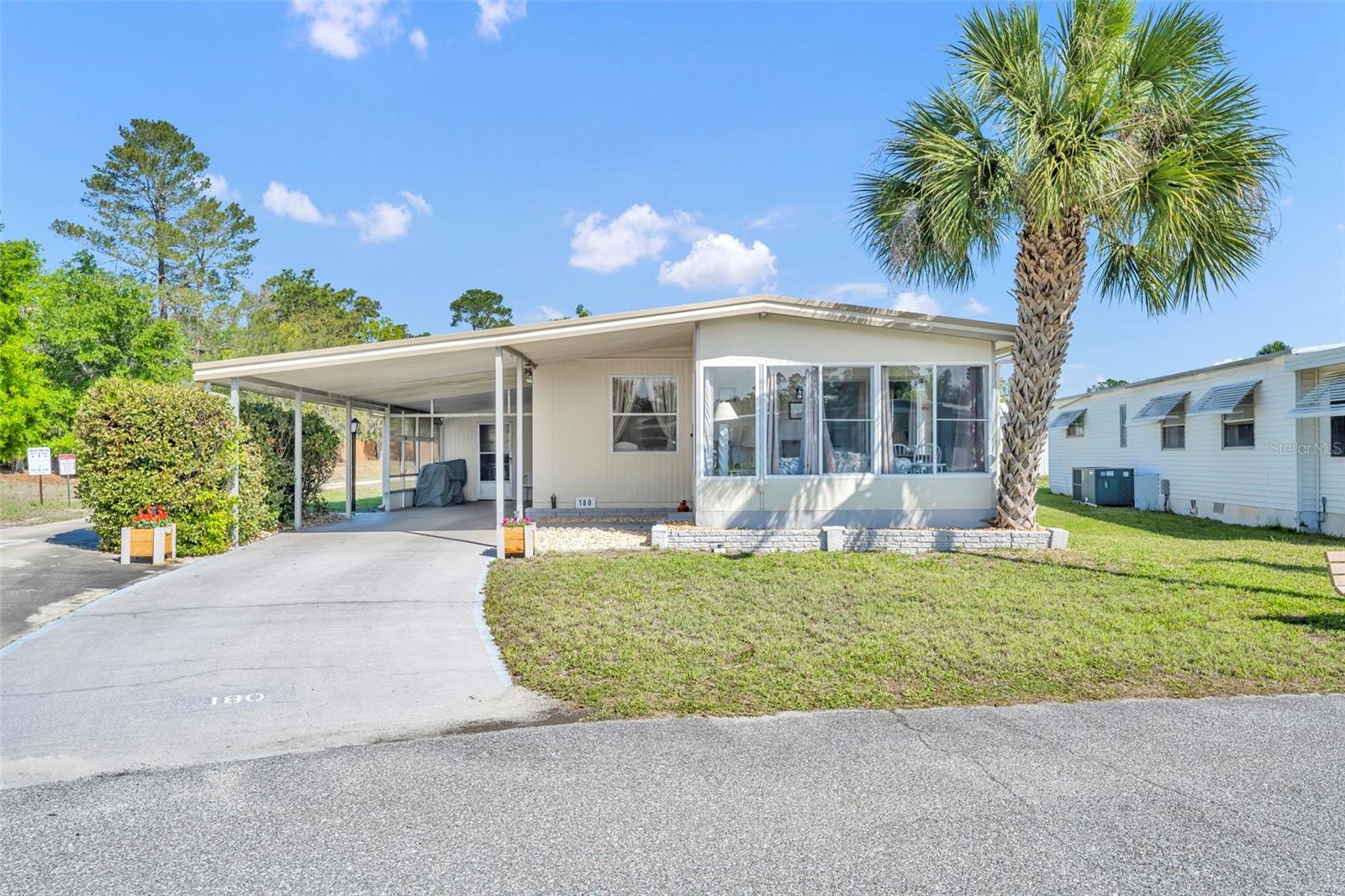 Details for 180 Paradise N, LEESBURG, FL 34788