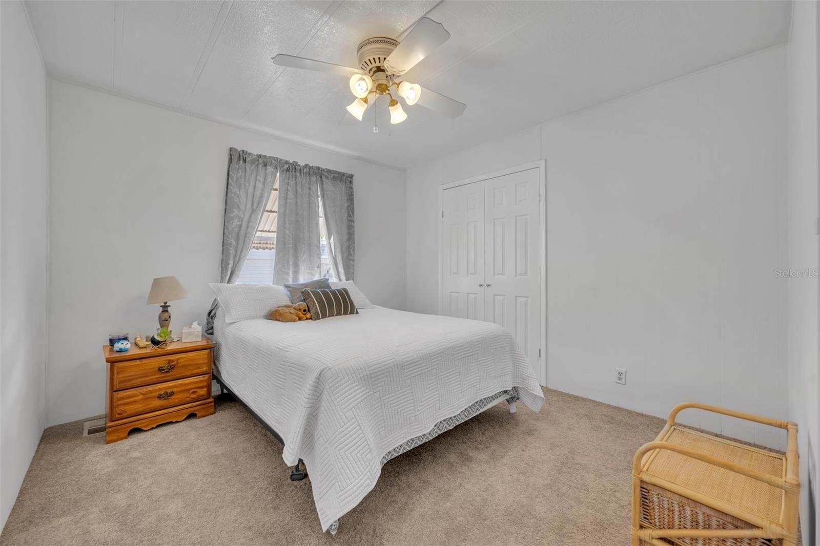 Image 24 of 46 For 180 Paradise N