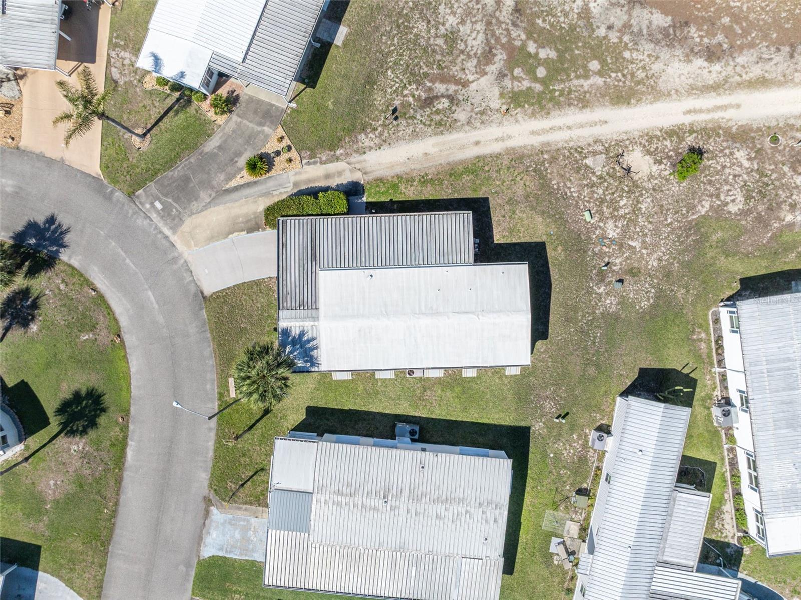 Image 30 of 46 For 180 Paradise N