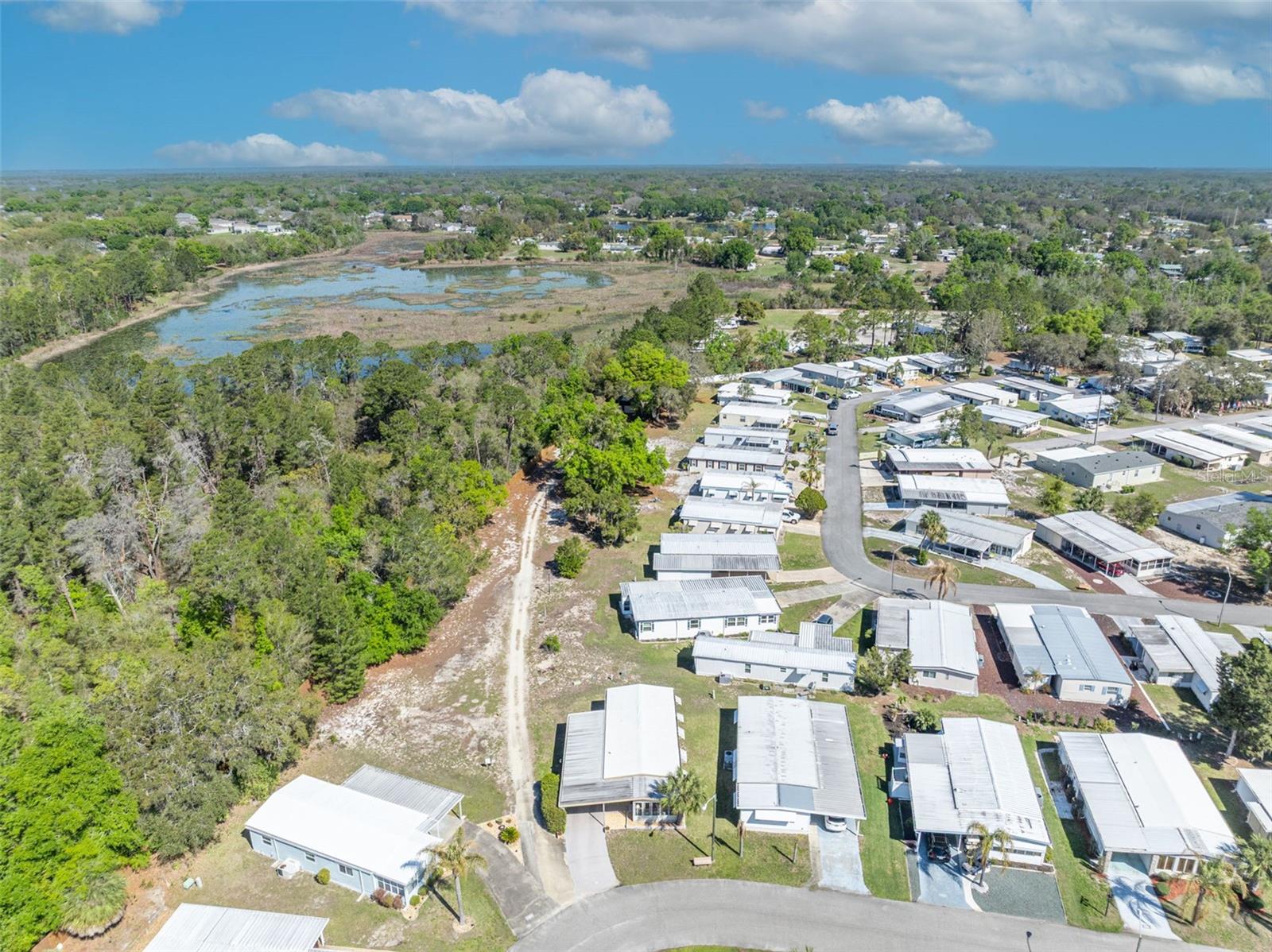 Image 32 of 46 For 180 Paradise N