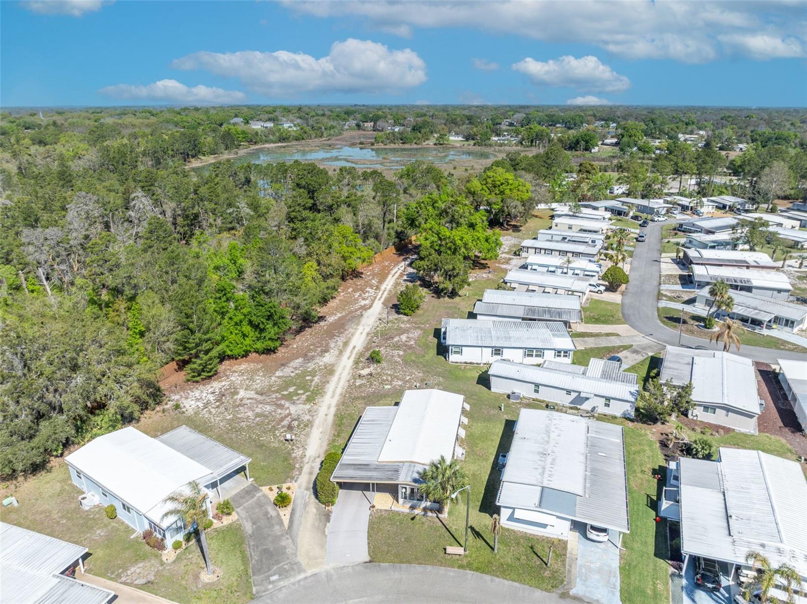 Image 39 of 46 For 180 Paradise N