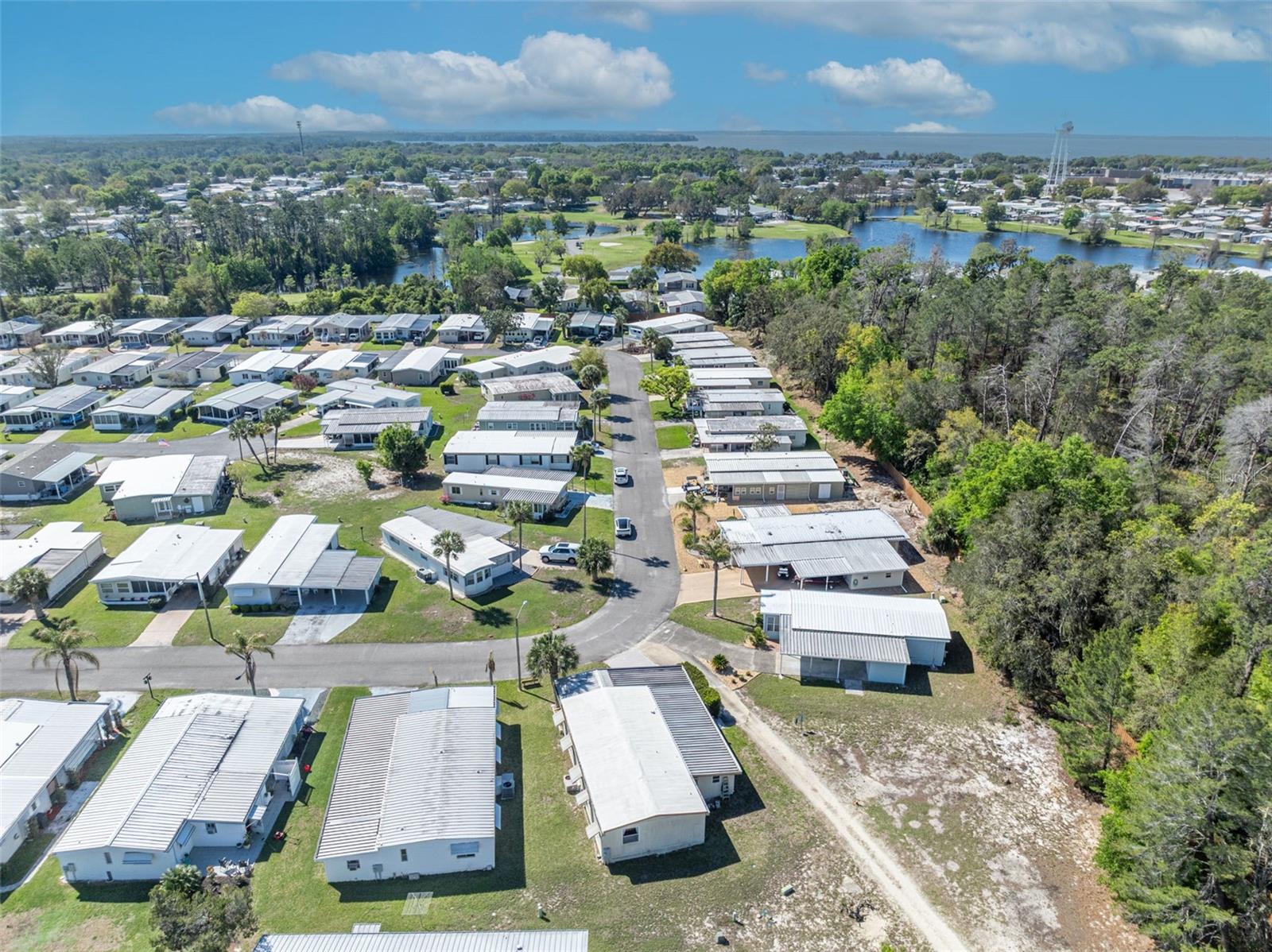 Image 43 of 46 For 180 Paradise N