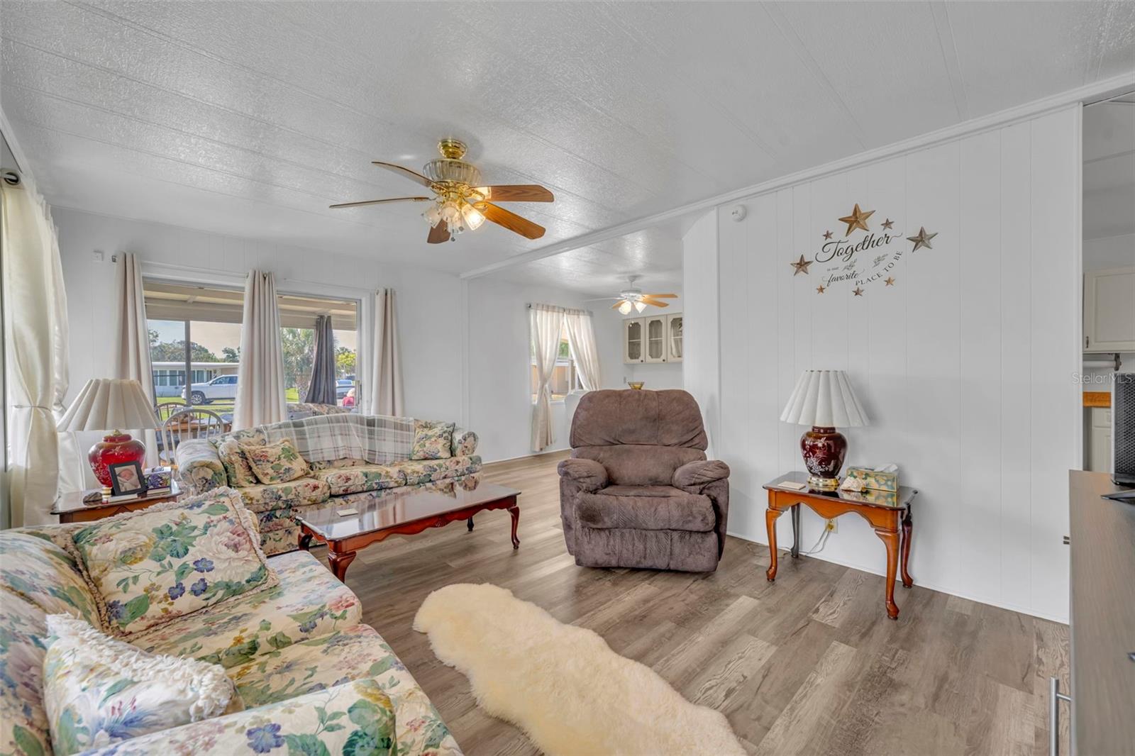 Image 8 of 46 For 180 Paradise N