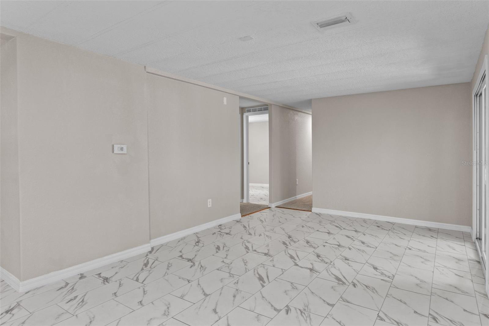 Image 11 of 38 For 3547 Cr 405  