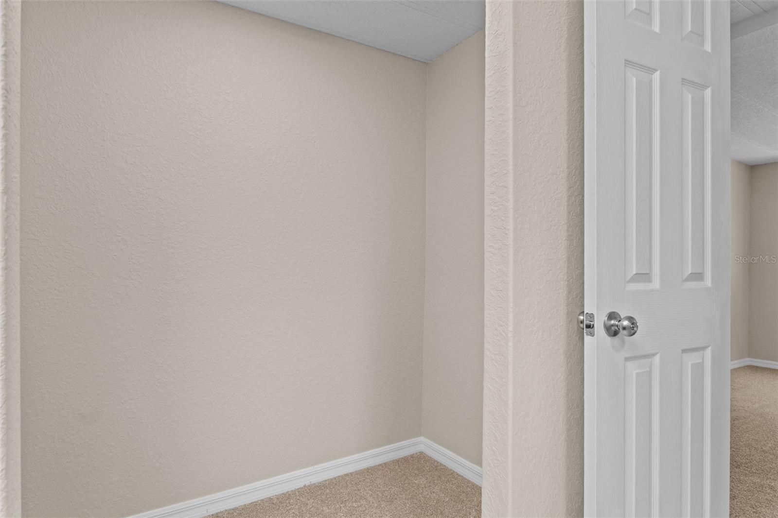 Image 23 of 38 For 3547 Cr 405  