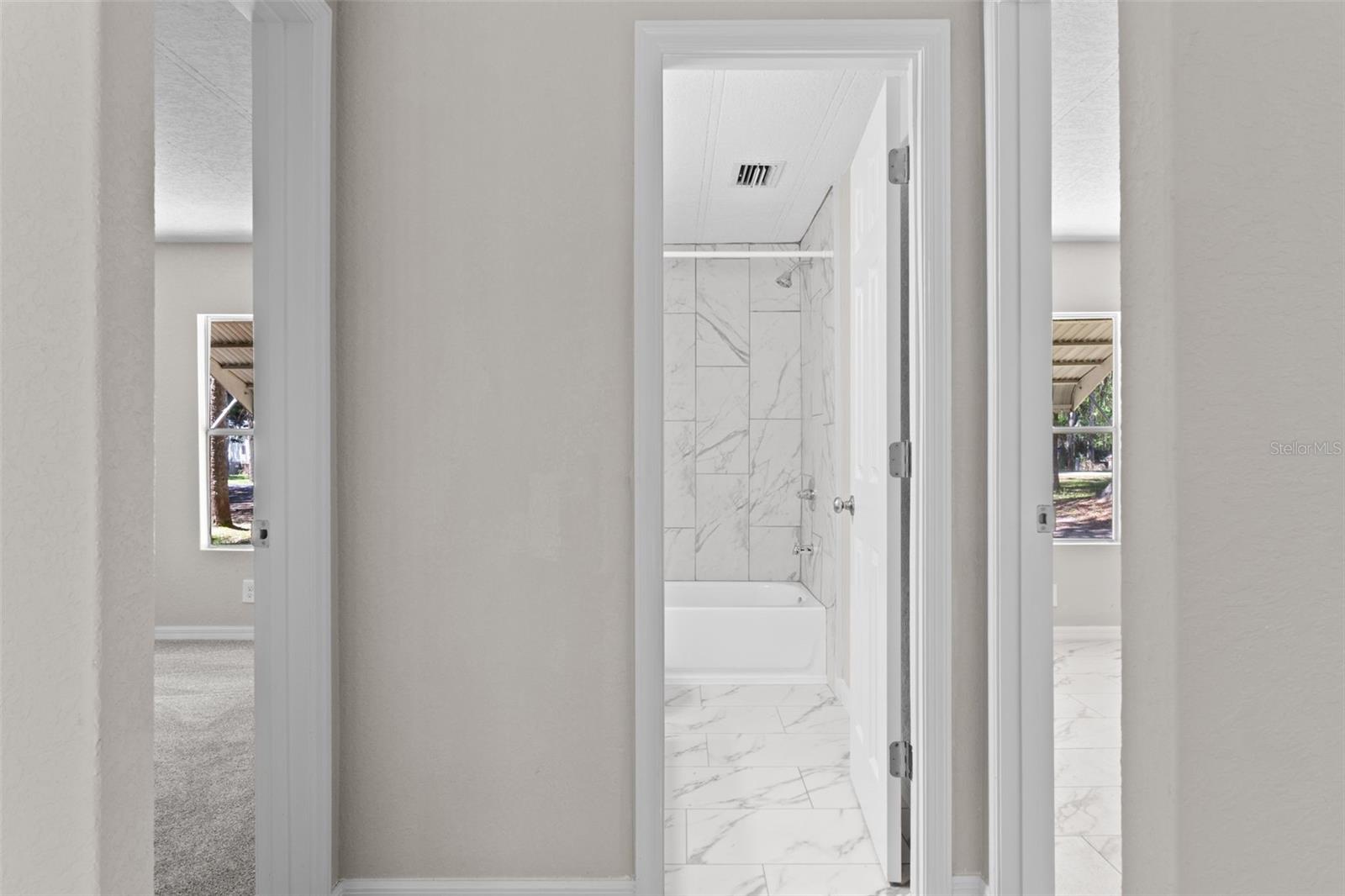 Image 24 of 38 For 3547 Cr 405  