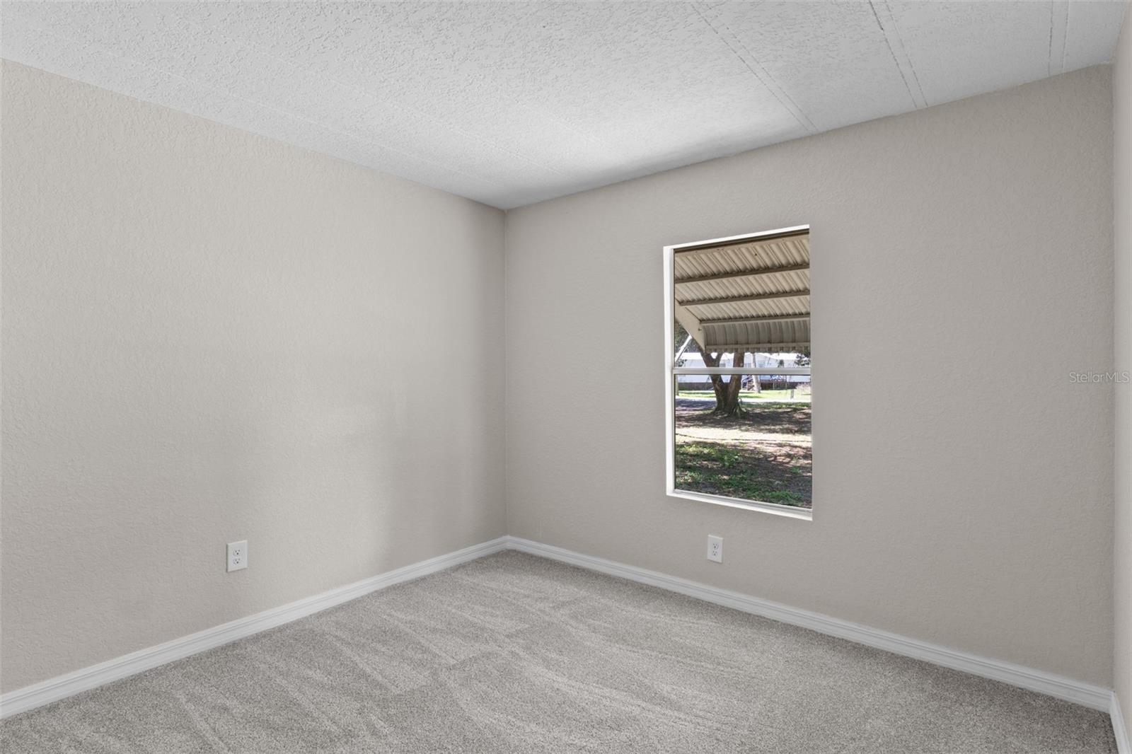 Image 25 of 38 For 3547 Cr 405  