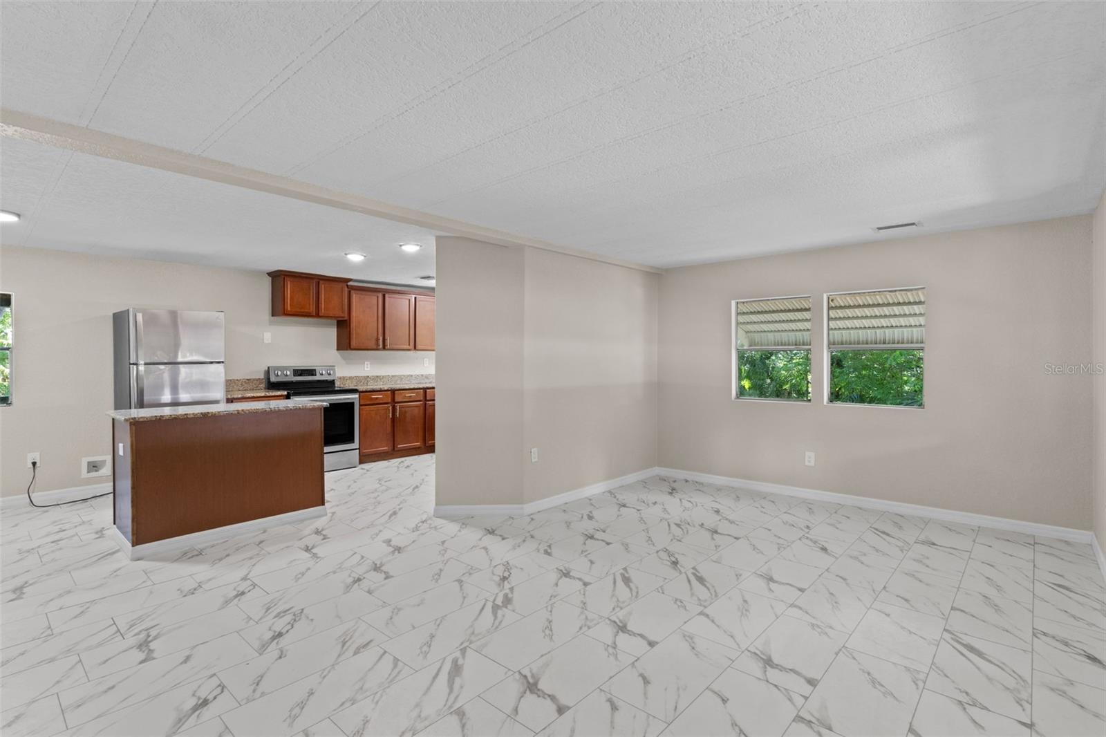 Image 6 of 38 For 3547 Cr 405  