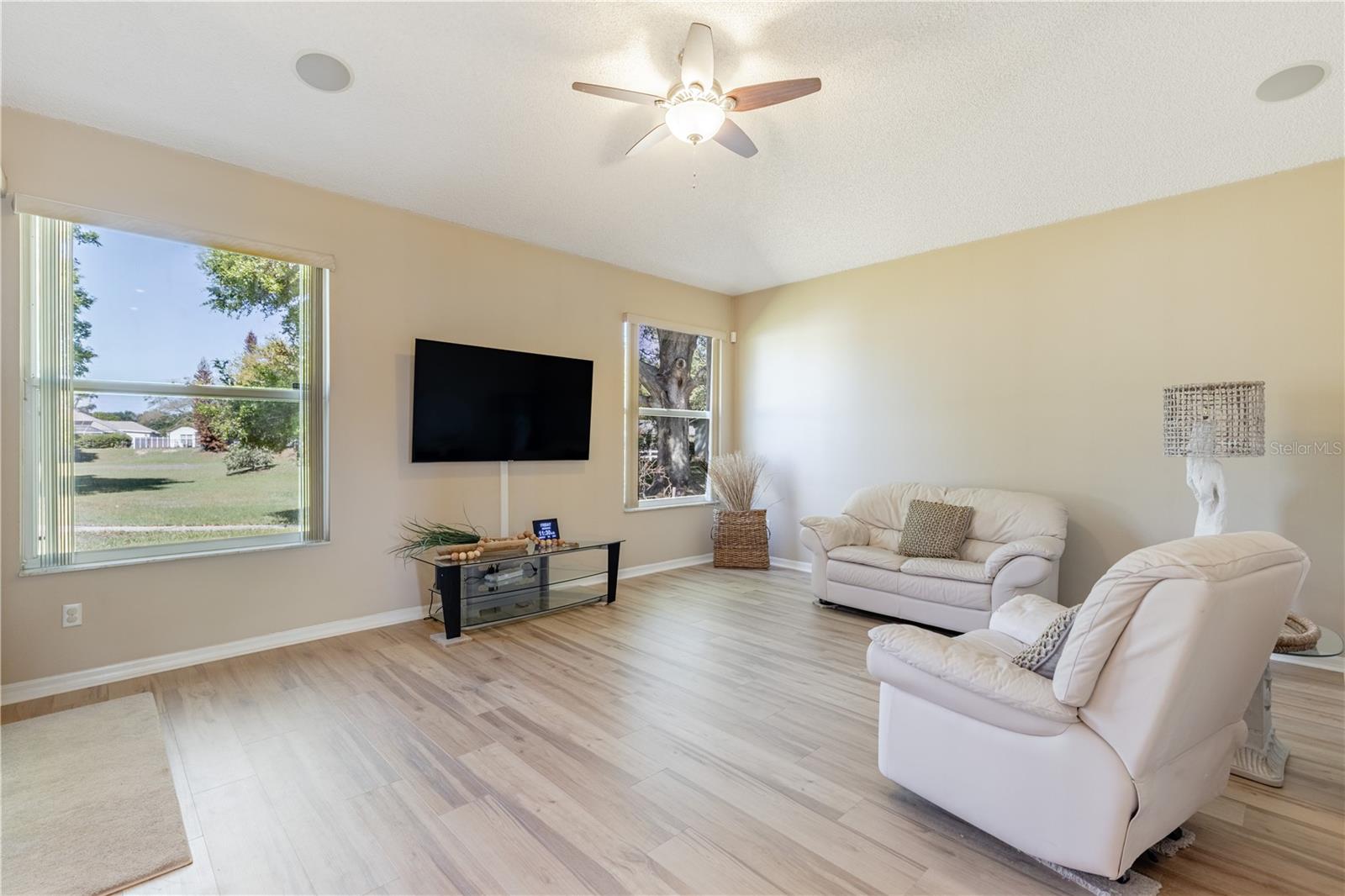 Image 15 of 49 For 2710 Autumn Lane