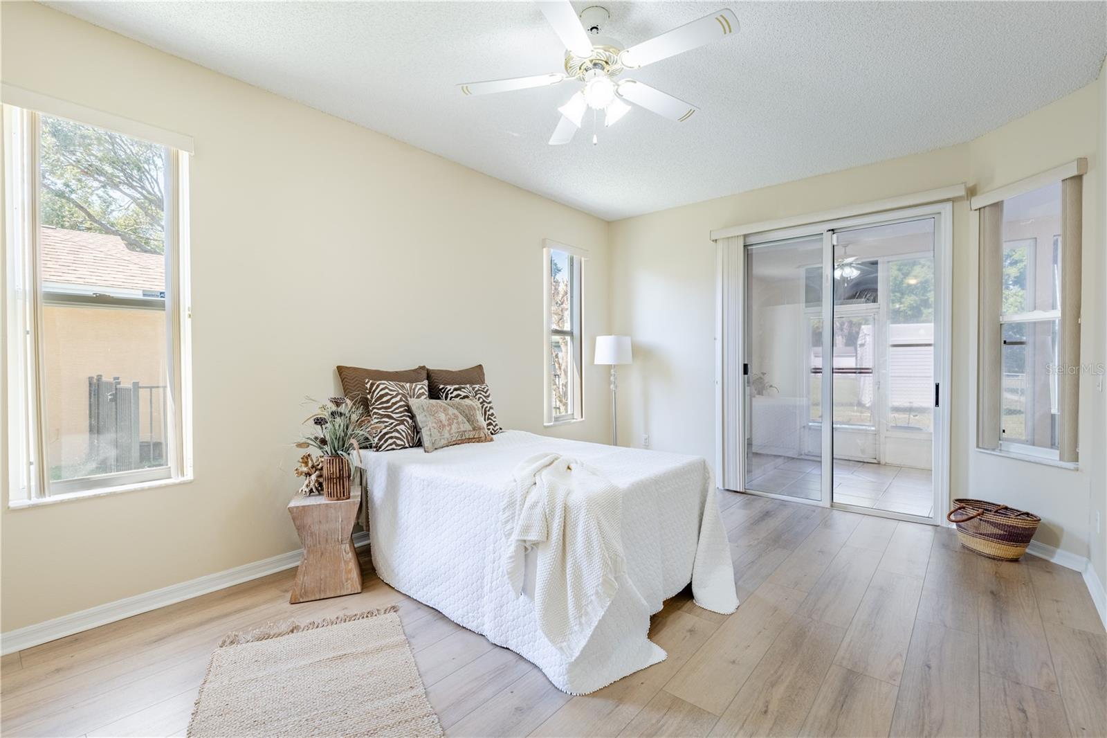 Image 24 of 49 For 2710 Autumn Lane