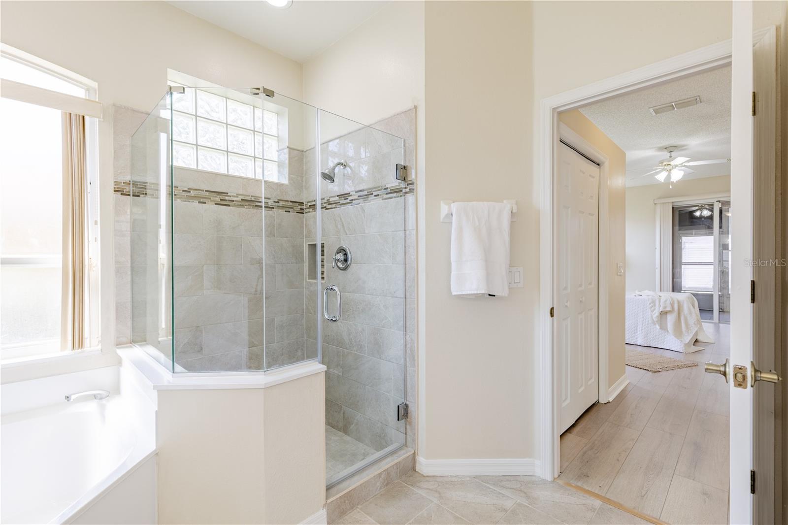 Image 26 of 49 For 2710 Autumn Lane