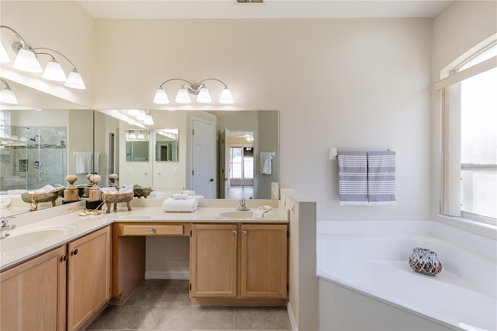 Image 28 of 49 For 2710 Autumn Lane