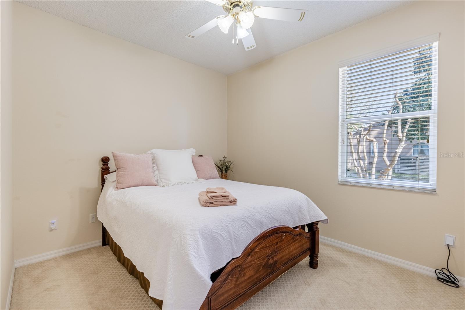 Image 36 of 49 For 2710 Autumn Lane