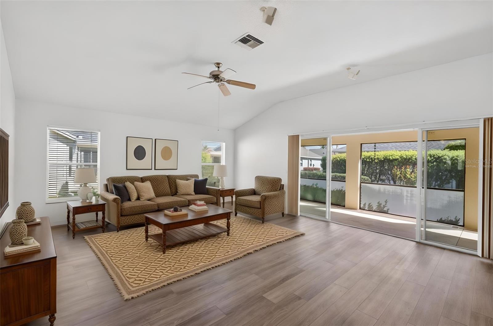 Image 20 of 54 For 1866 Kyrle Terrace