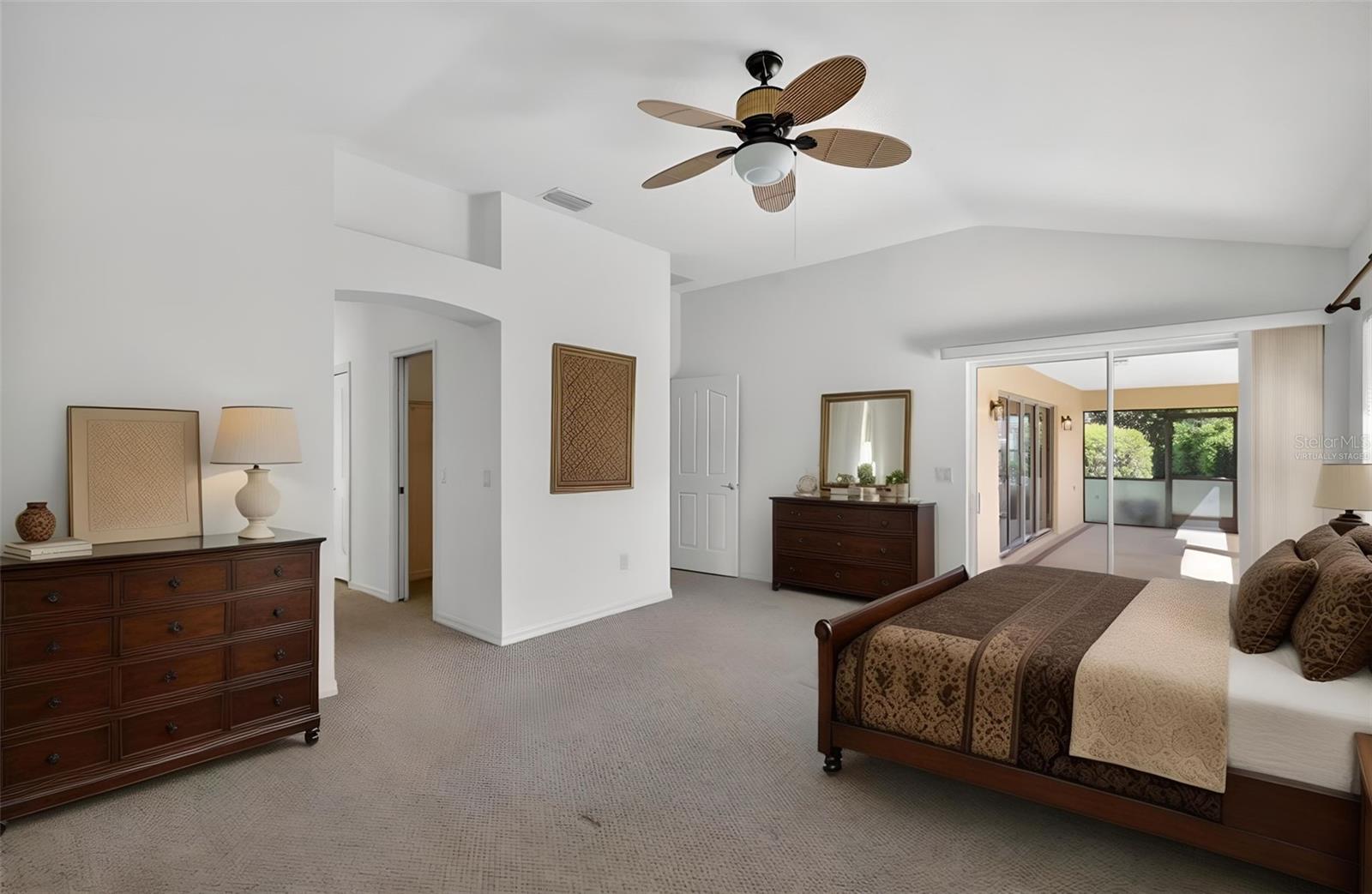 Image 28 of 54 For 1866 Kyrle Terrace