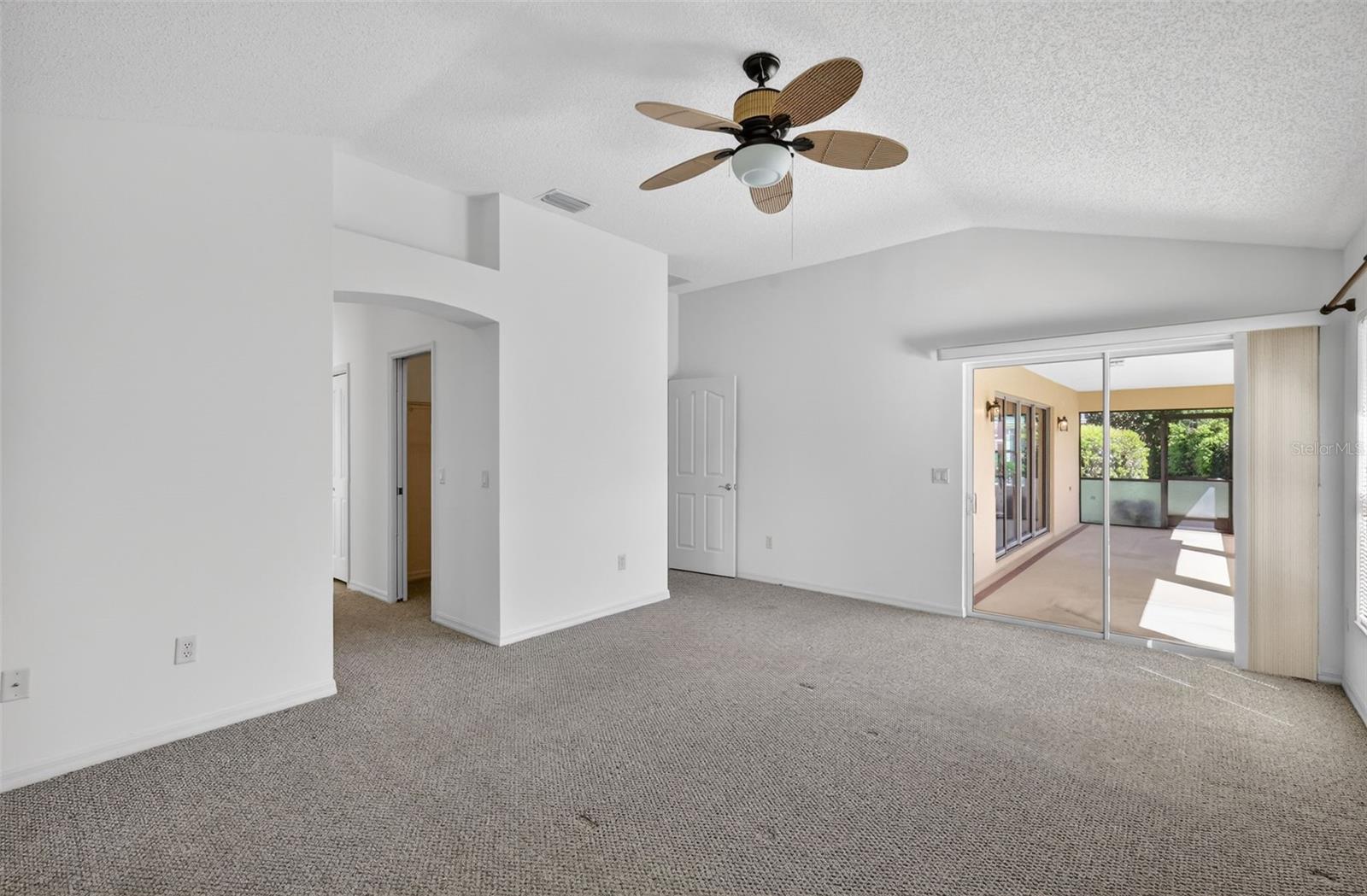 Image 29 of 54 For 1866 Kyrle Terrace