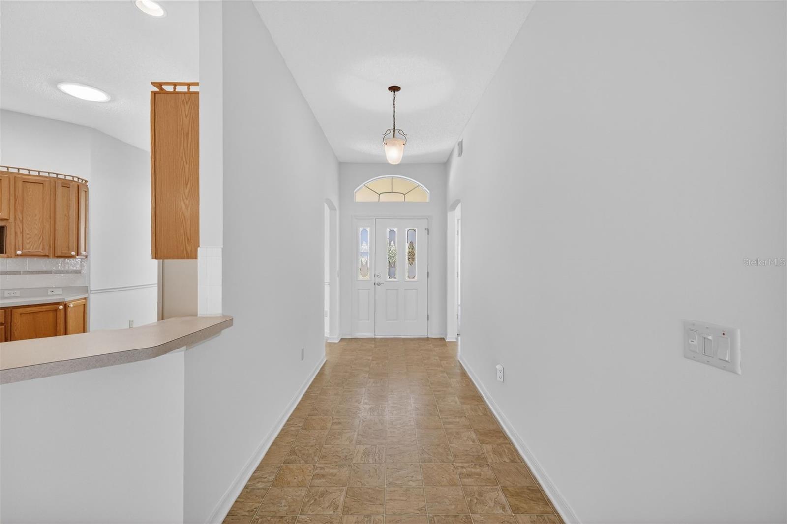 Image 4 of 54 For 1866 Kyrle Terrace