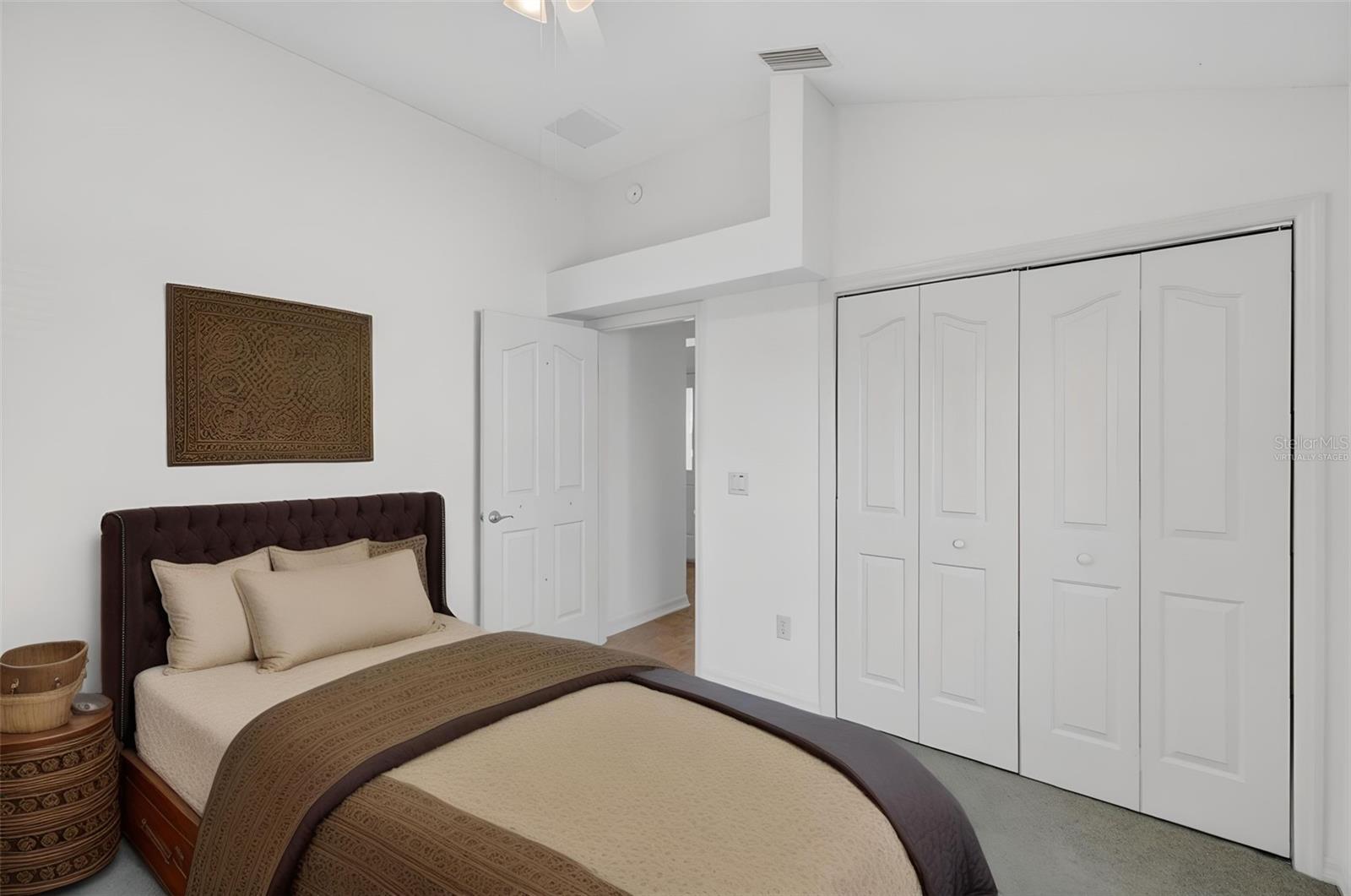 Image 45 of 54 For 1866 Kyrle Terrace