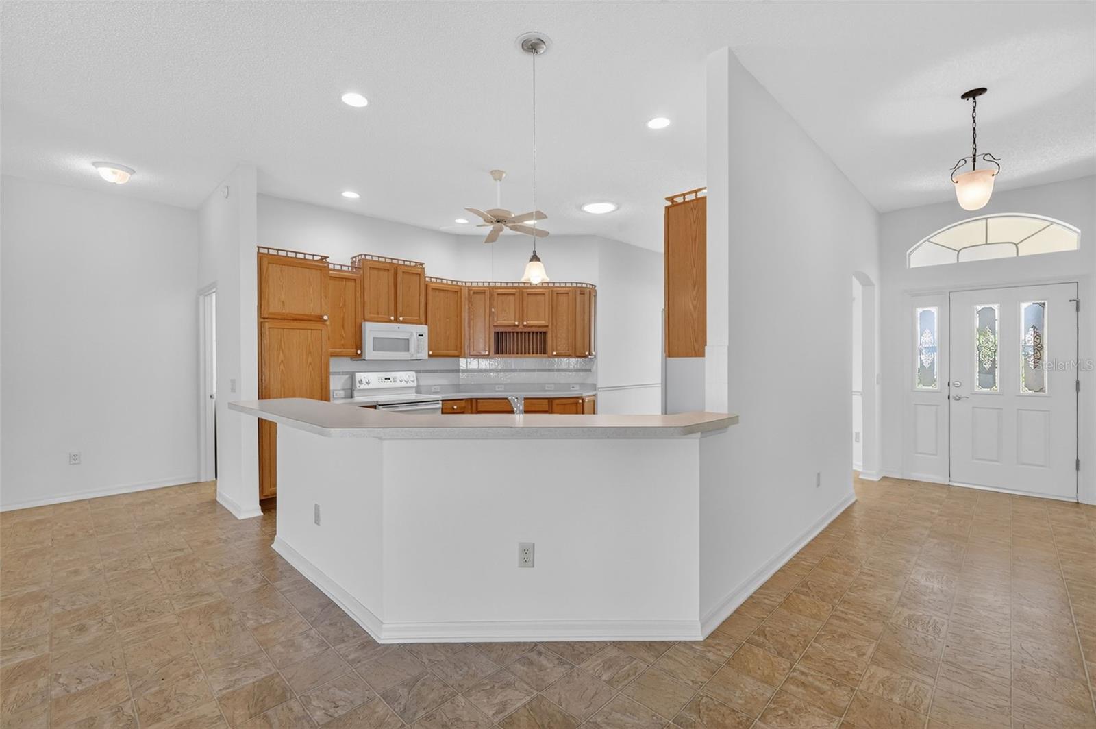 Image 9 of 54 For 1866 Kyrle Terrace