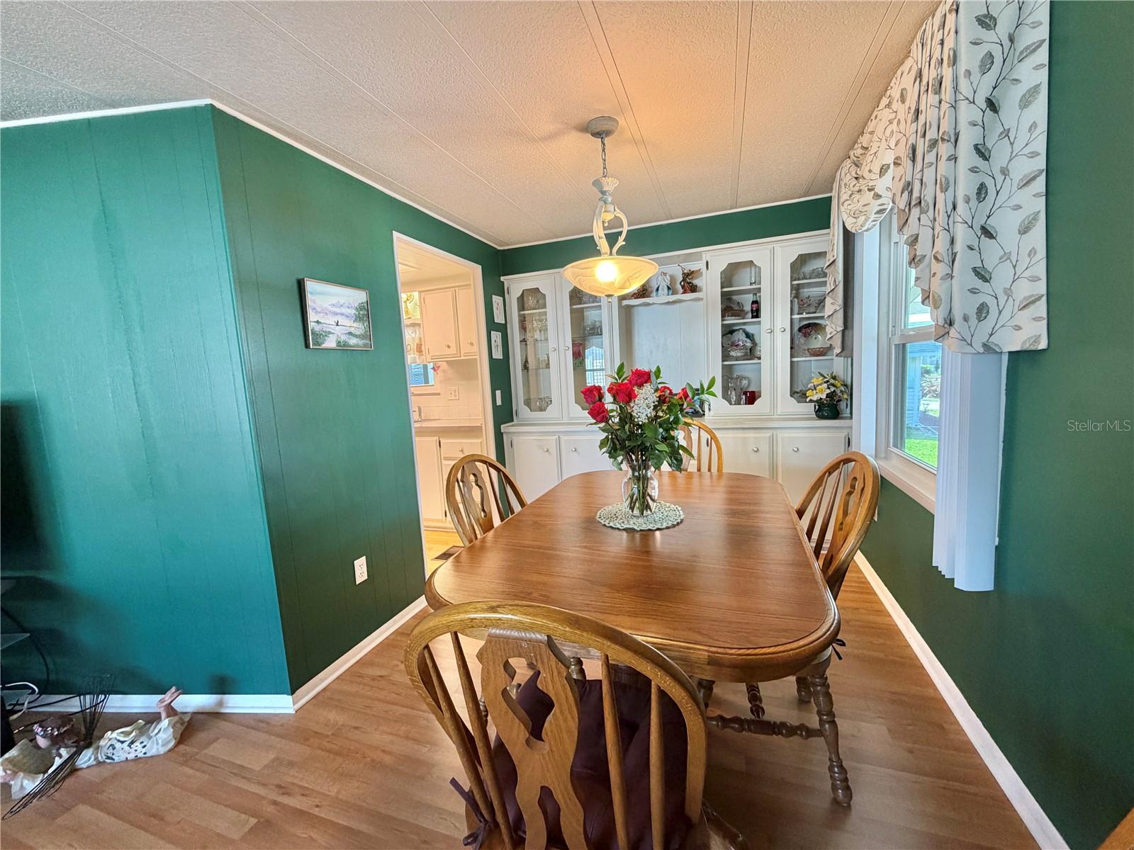 Image 10 of 59 For 325 Palo Verde Drive