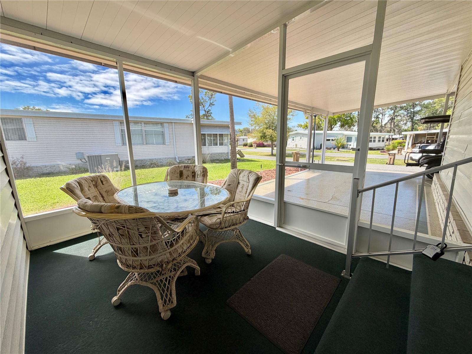 Image 2 of 59 For 325 Palo Verde Drive