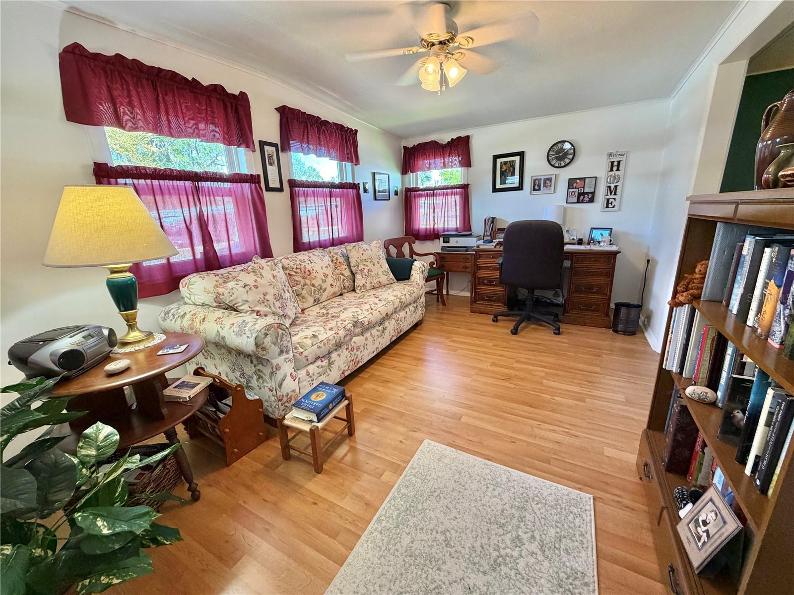 Image 3 of 59 For 325 Palo Verde Drive