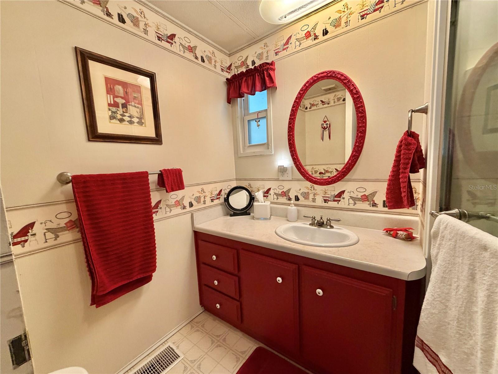 Image 32 of 59 For 325 Palo Verde Drive