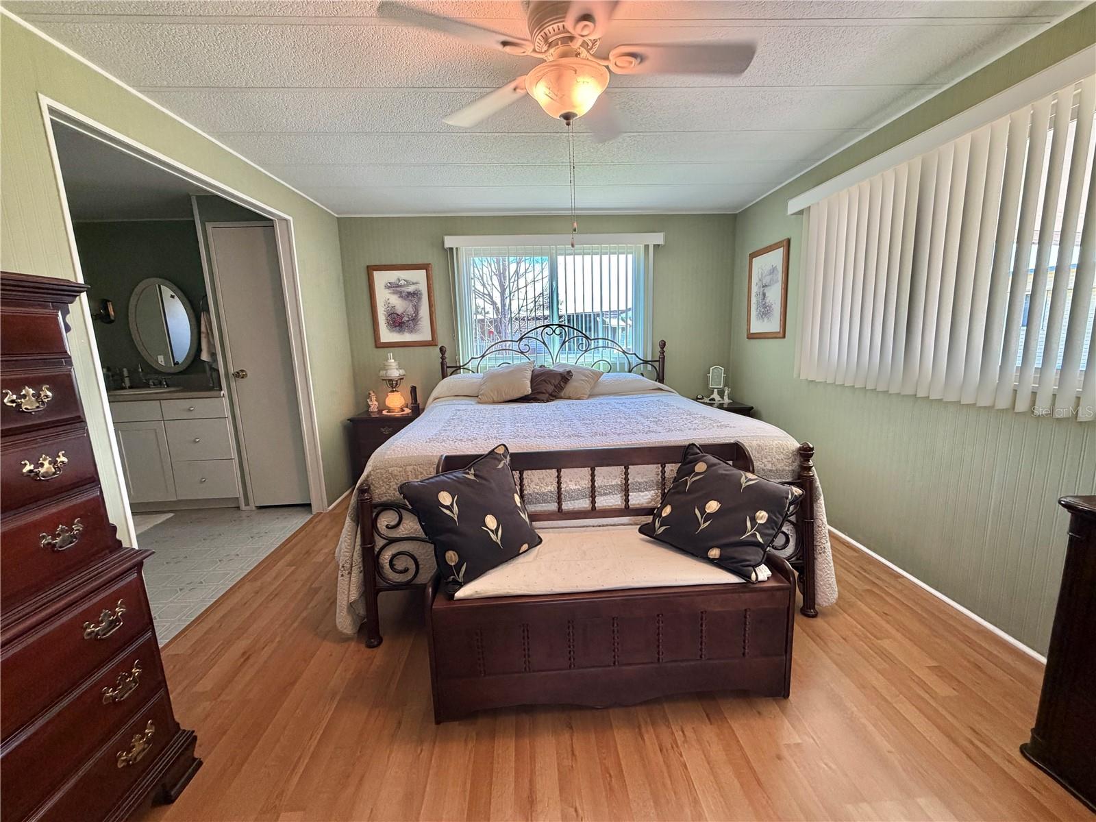 Image 35 of 59 For 325 Palo Verde Drive