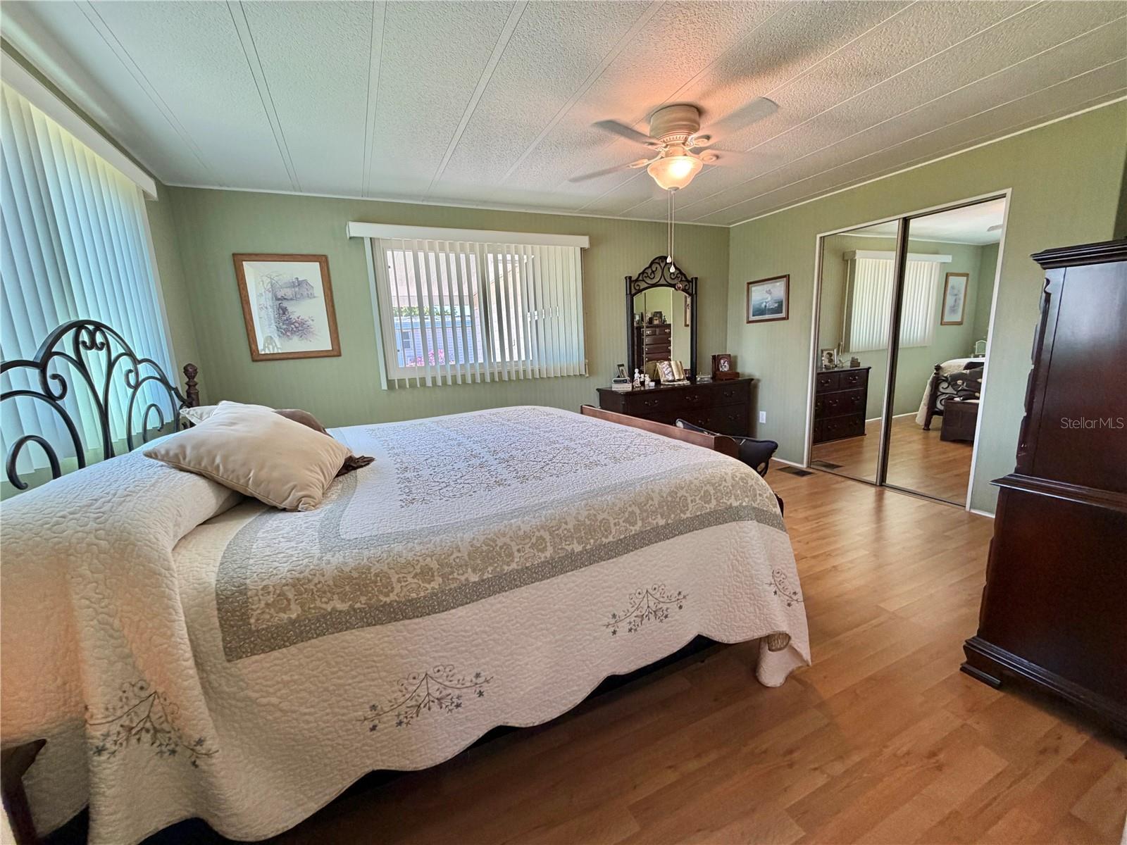 Image 36 of 59 For 325 Palo Verde Drive