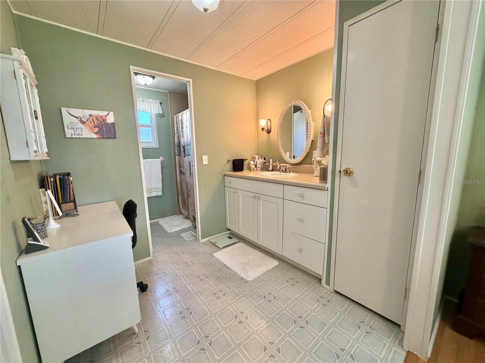 Image 40 of 59 For 325 Palo Verde Drive