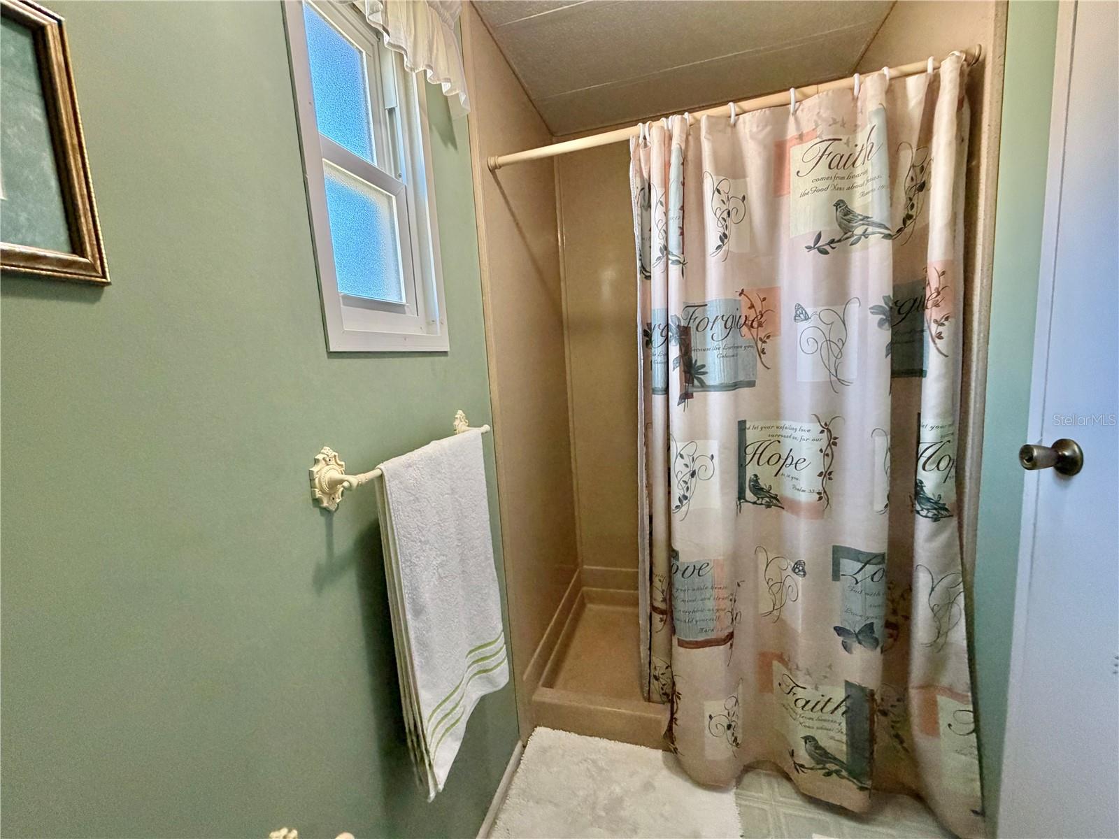 Image 45 of 59 For 325 Palo Verde Drive