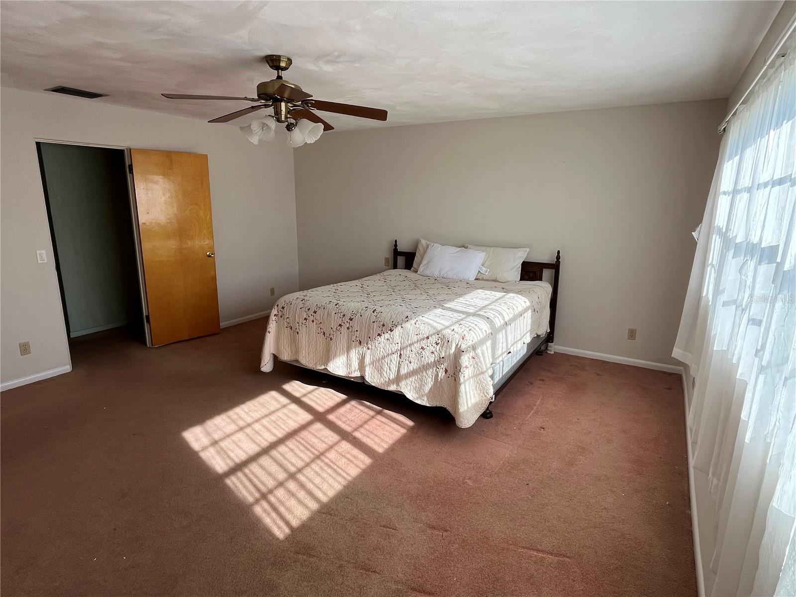 Image 11 of 16 For 520 8th Street S