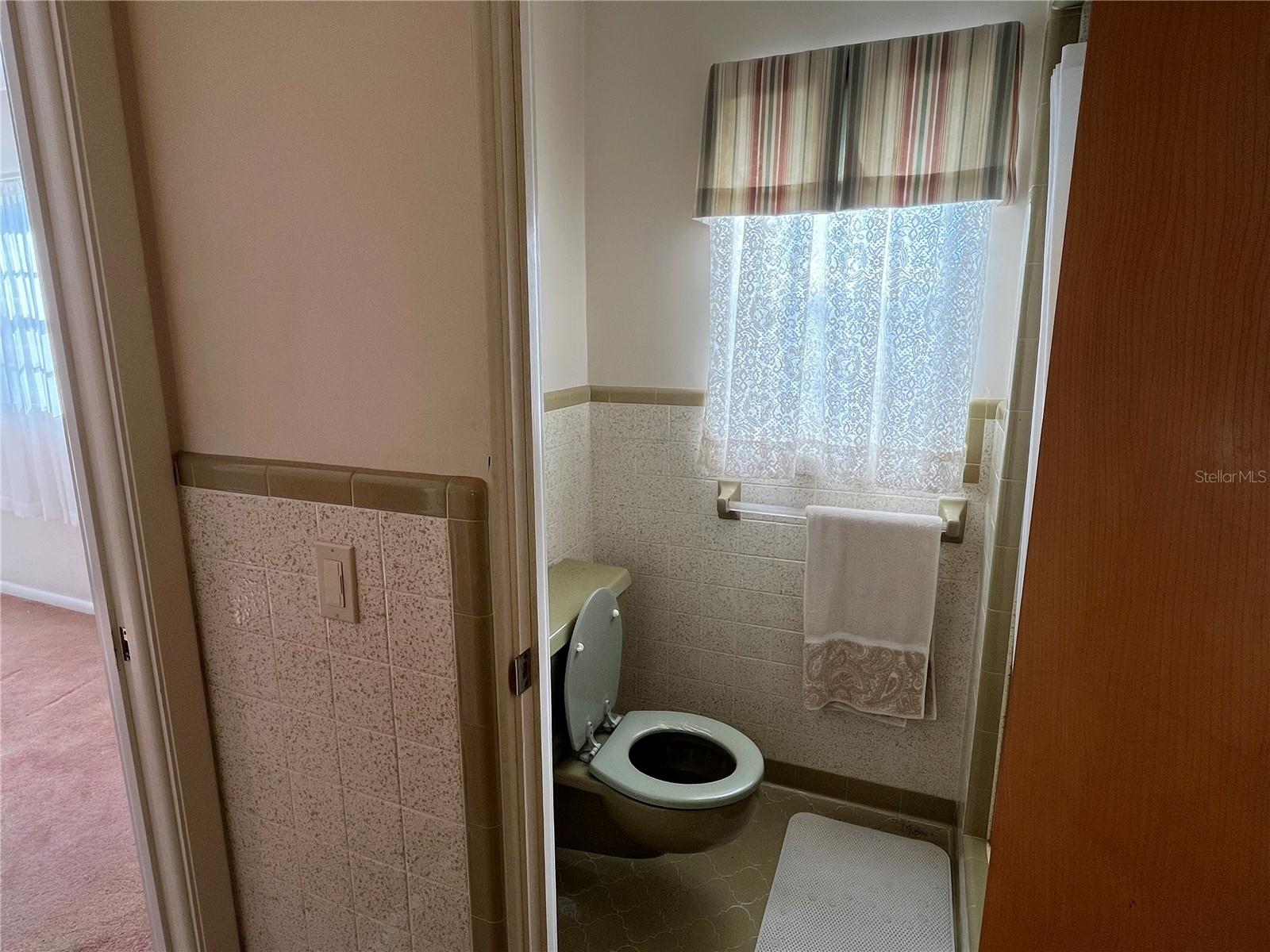 Image 13 of 16 For 520 8th Street S