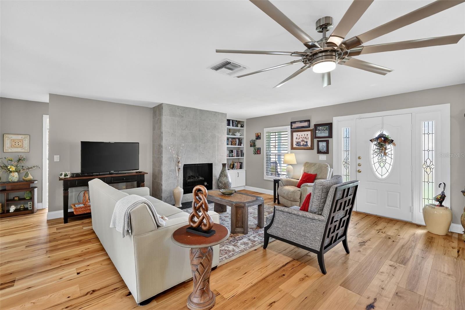 Image 10 of 49 For 1762 Hamlin Court