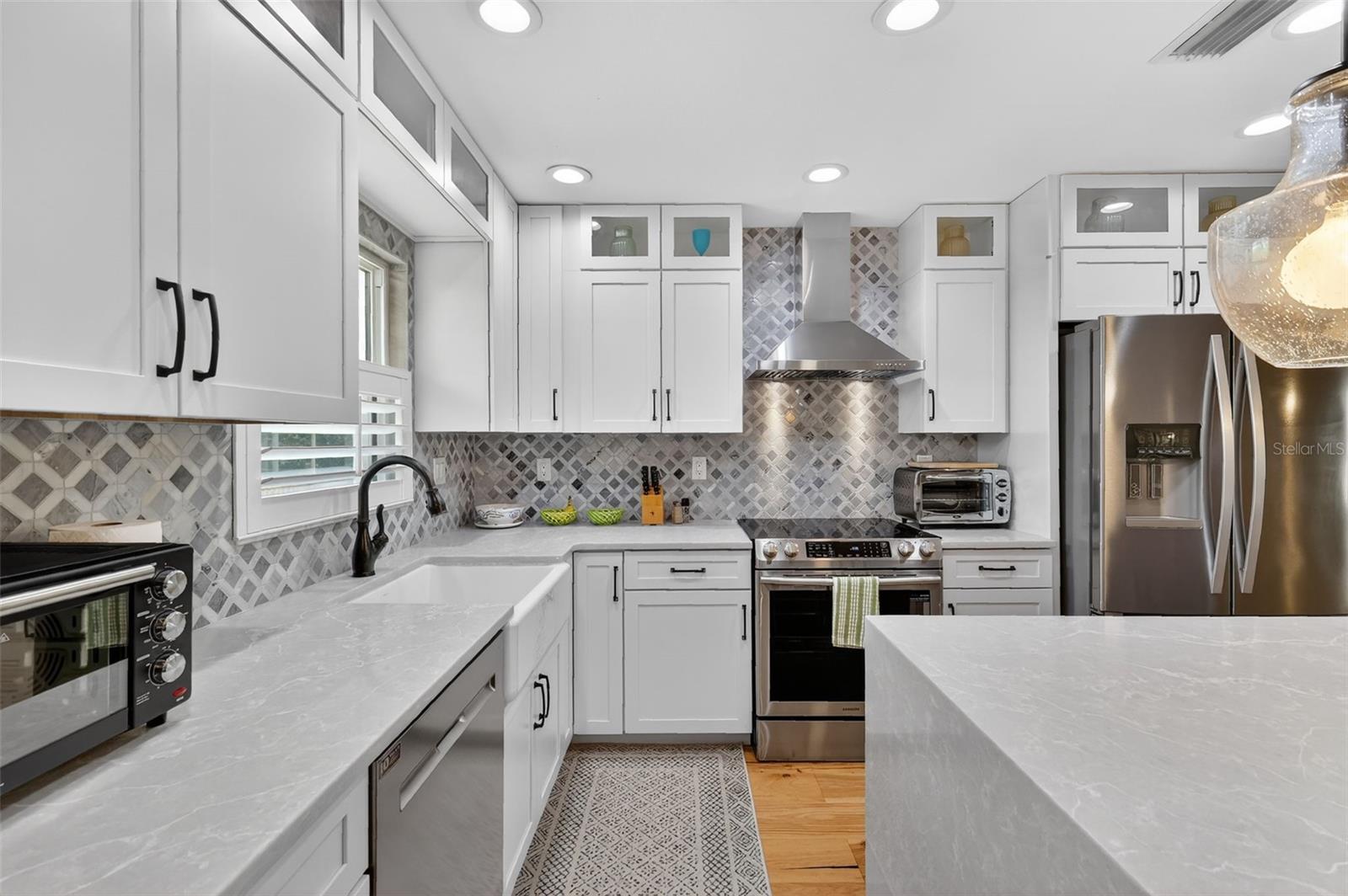 Image 14 of 49 For 1762 Hamlin Court