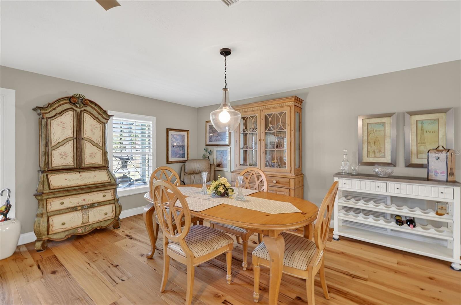 Image 20 of 49 For 1762 Hamlin Court