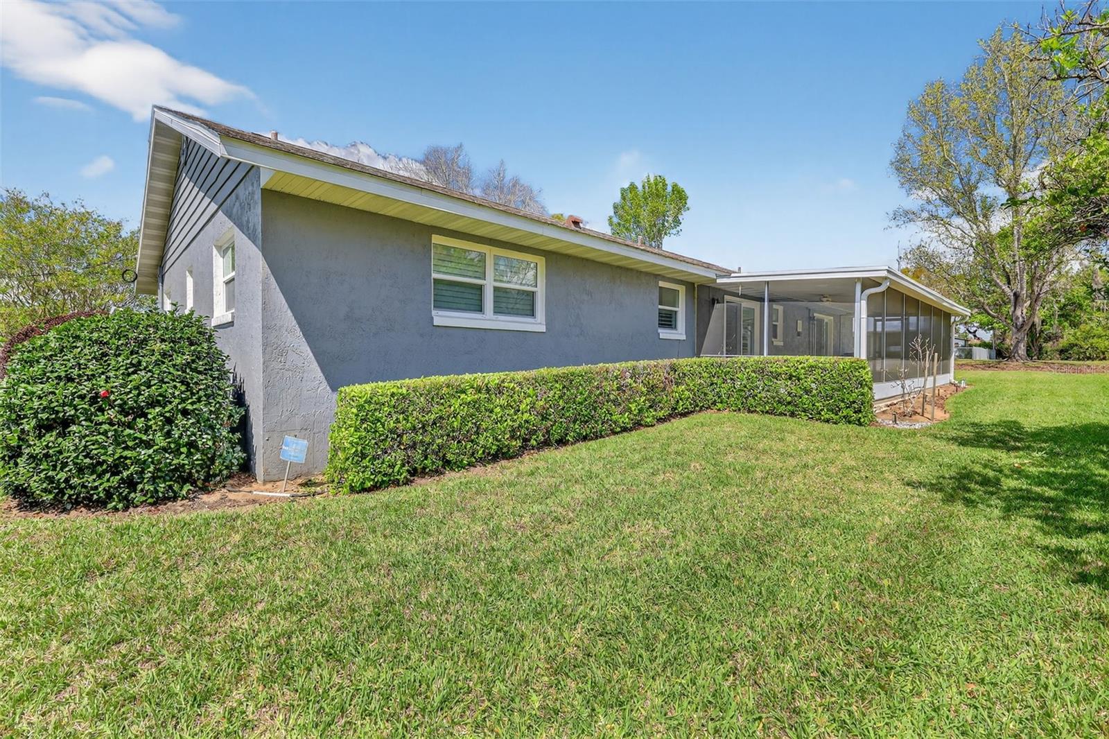 Image 36 of 49 For 1762 Hamlin Court