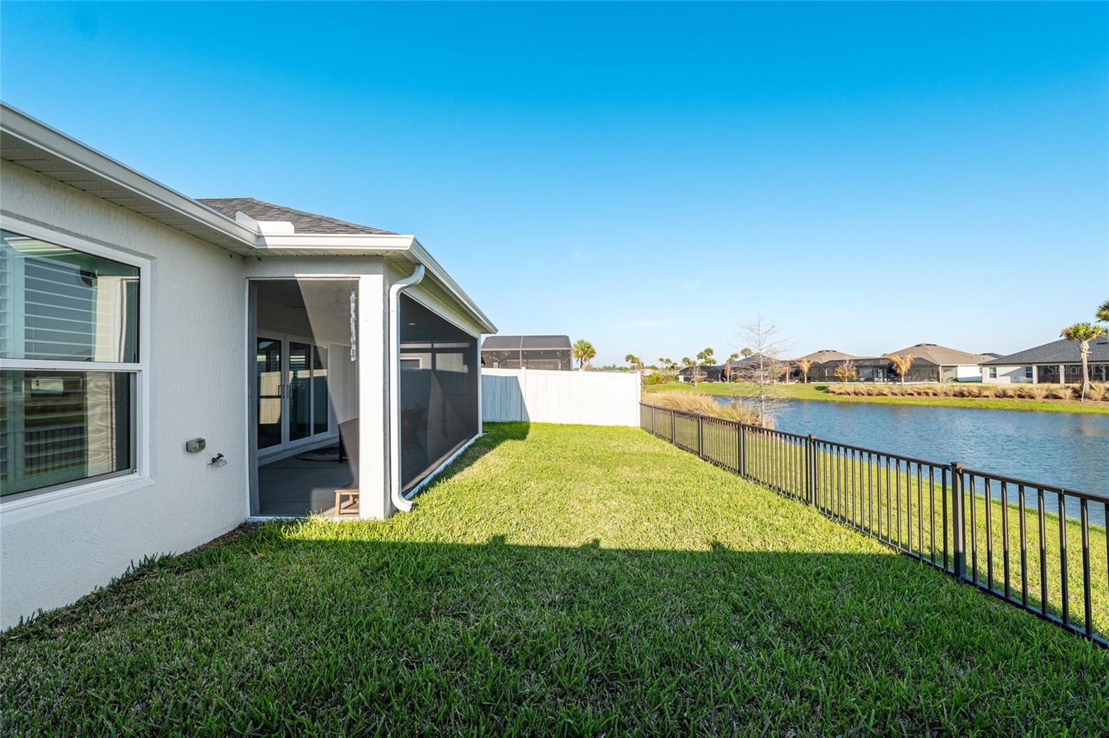 Image 59 of 64 For 2004 Booth Place