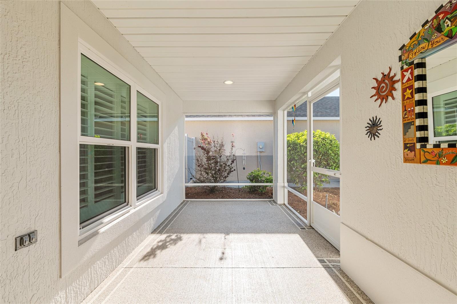 Image 9 of 64 For 2004 Booth Place